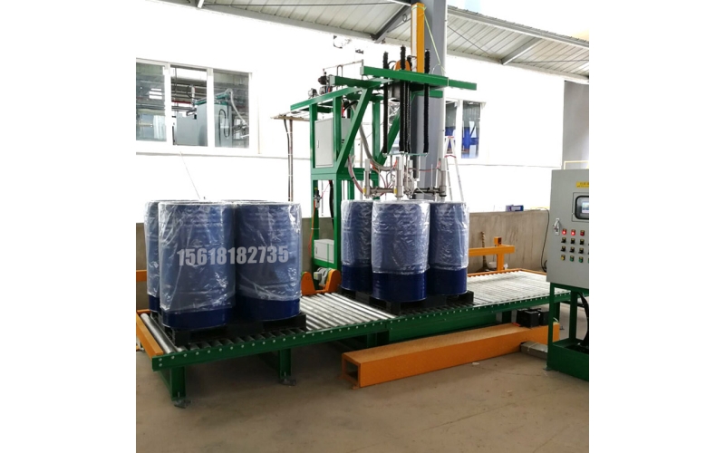 噸桶自動液體灌裝機 GAF-1500S4A