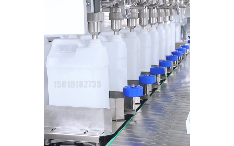 5L自動(dòng)灌裝生產(chǎn)線